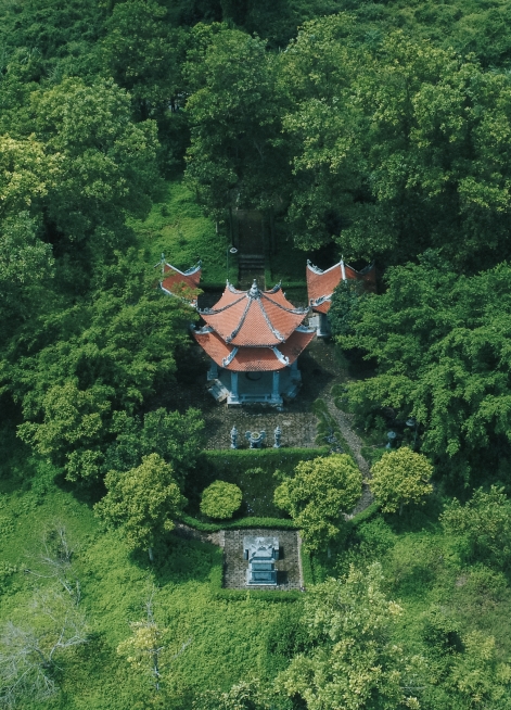 Cuc Phuong Mineral Retreat